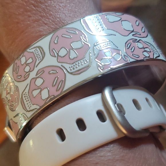 Alexander McQueen - Picture 6 of 6